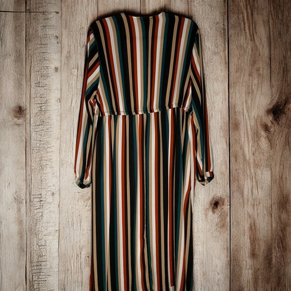 Torrid long sleeve stripped kimono - Size 1 - Picture 6 of 6